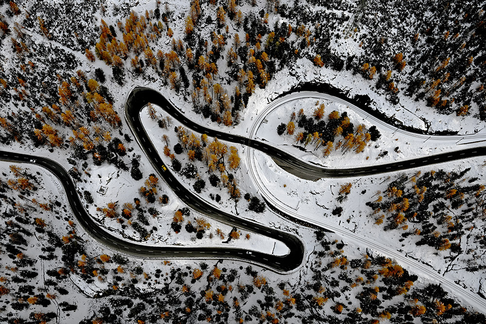 006-engadin-bernina-montebello-rhb-herbst-winter-schnee-luftbild-marcorubin-engiadina365-photoworks
