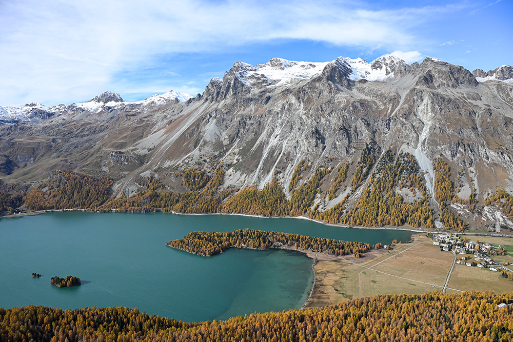 031-engadin-silsersee-chaste-sils-herbst-luftbild-marcorubin-engiadina365-photoworks